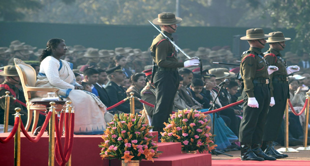 President Droupadi Murmu witnesses the Change of Guard Ceremony in new format 