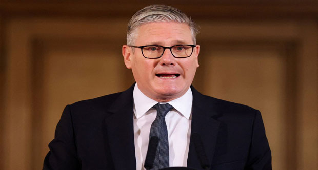Starmer Faces Pressure as Labour Leadership Tensions Rise Amid Burnham Surge