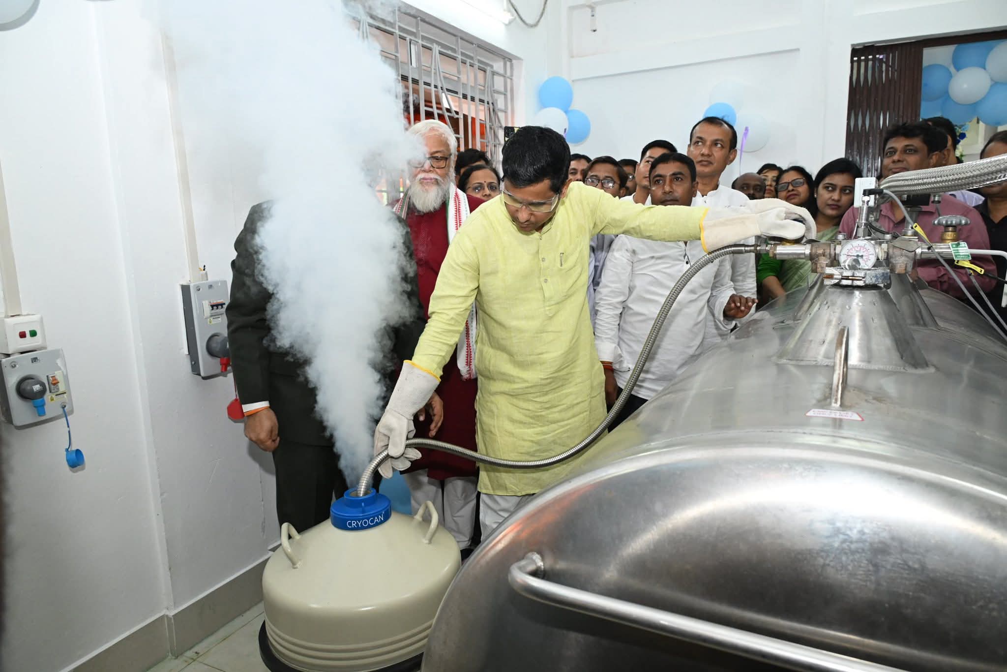 Minister Sudhangshu Das inaugurates Liquid Nitrogen Plant 