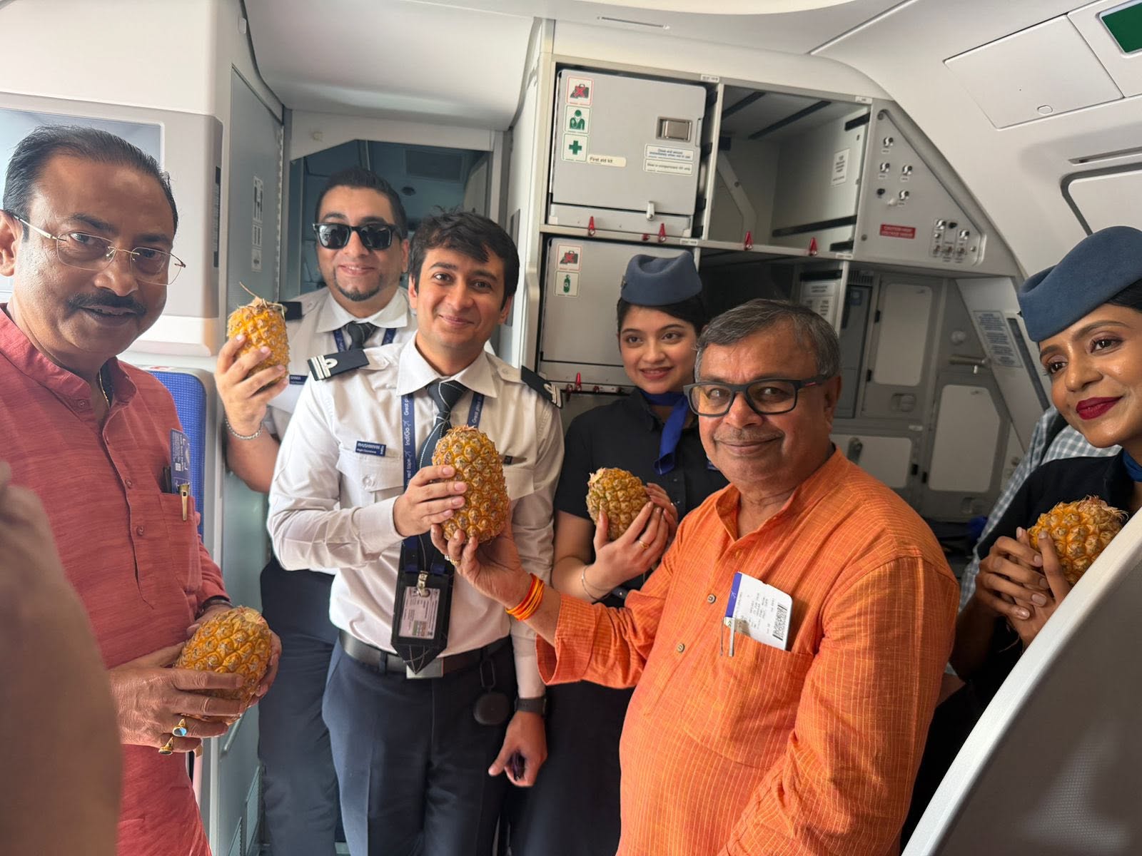 Queen Pineapple from Tripura handed to airline crew in promotional drive