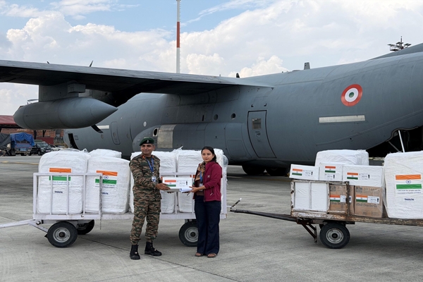 India Sends 11 Tonnes of Relief to Nepal