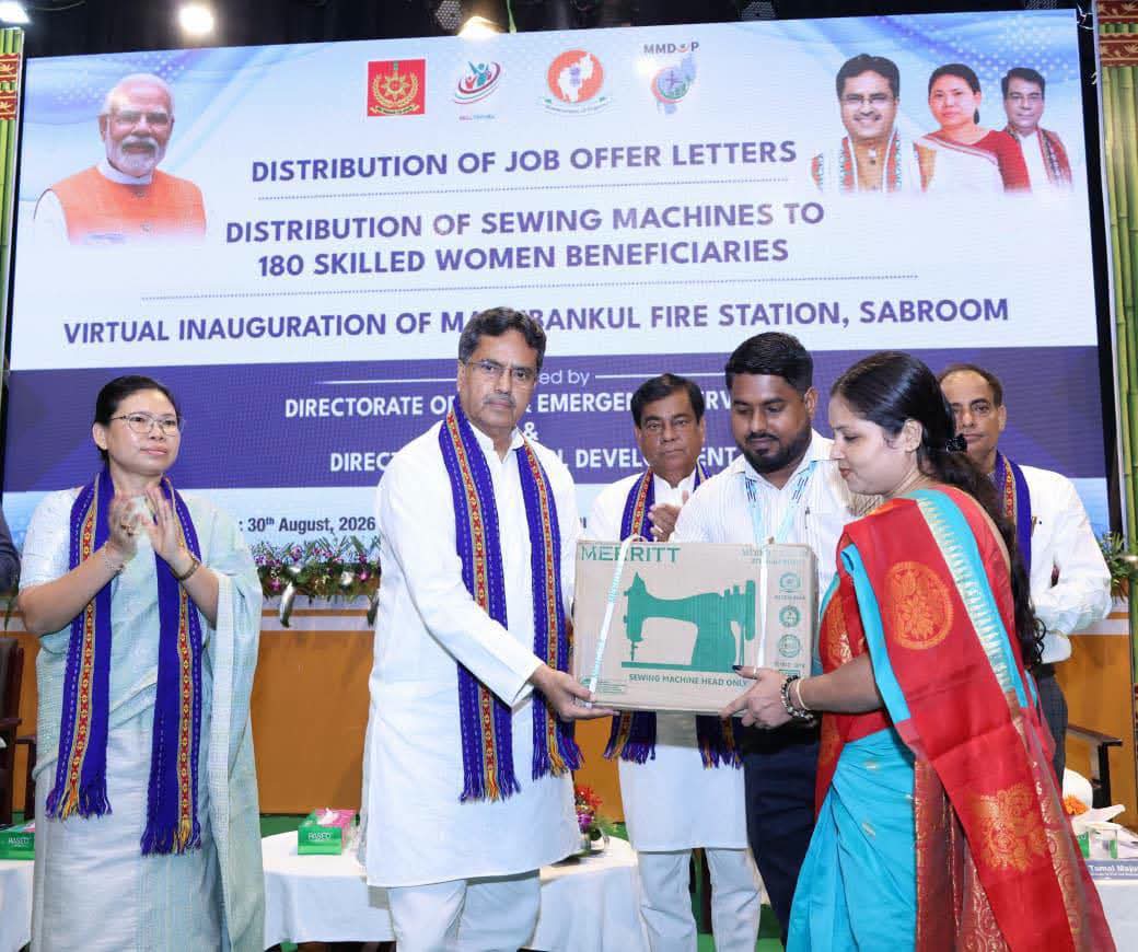 CM Hands Sewing Machines to 180 Women, Calls for Self-Reliant Tripura