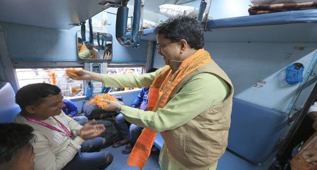 3rd Ayodhya-bound Aastha special train departed; CM flags off train from Agartala rail station