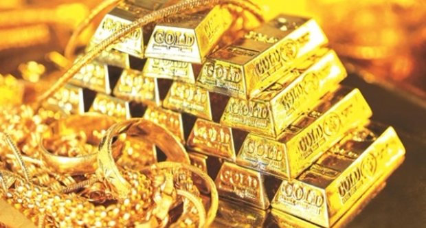 Gold prices reach Rs 1 lakh/10gm; all-time high ahead of Akshaya Tritiya
