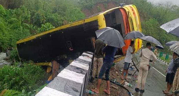 Bus carrying Tripura job aspirant skids off in Assam’s Dima Hasao; 1 dies, 7 critically injured