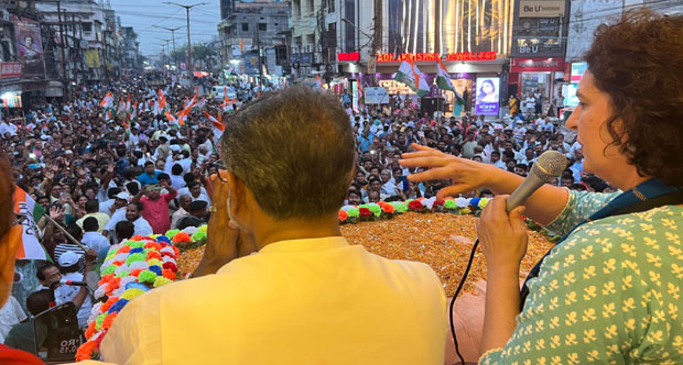Priyanka Gandhi holds roadshow at Agartala in support of I.N.D.I.A bloc candidates